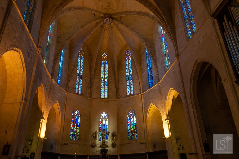 Inside Cuitadella Cathedral