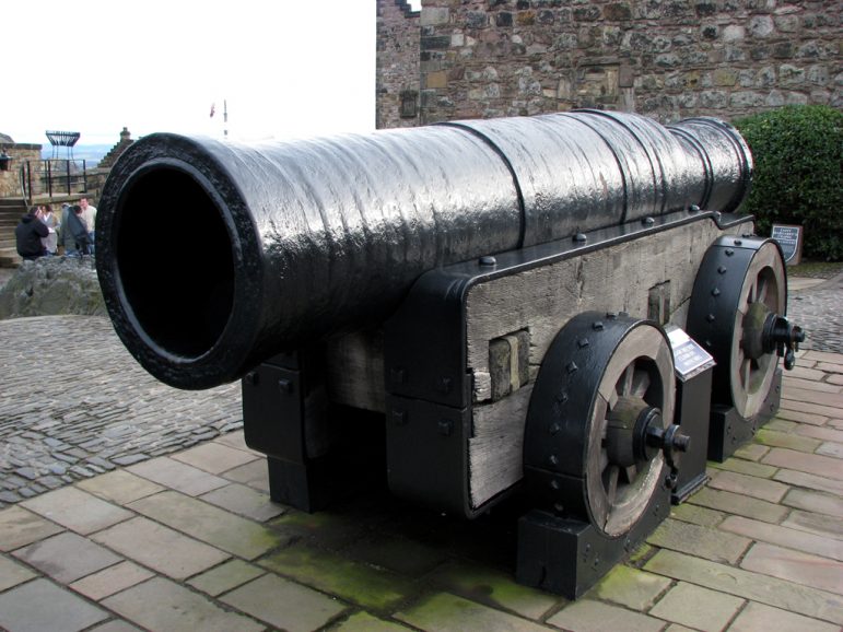 Mons Meg at Edinburgh Castle is one of the world's biggest canons | Pic Tigerweet