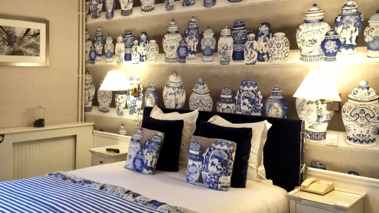We thought of this as a Ming dynasty style room at Hostellerie la Briqueterie