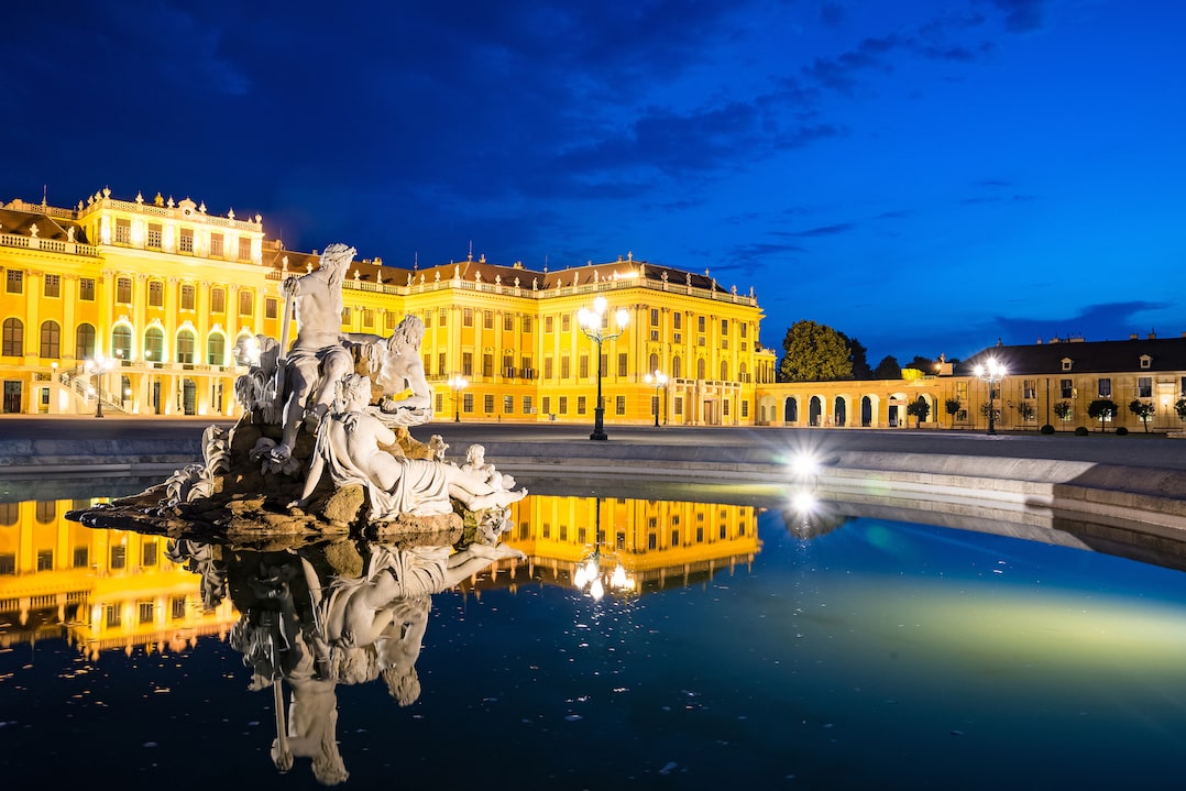 Schînbrunn Palace, Vienna at night