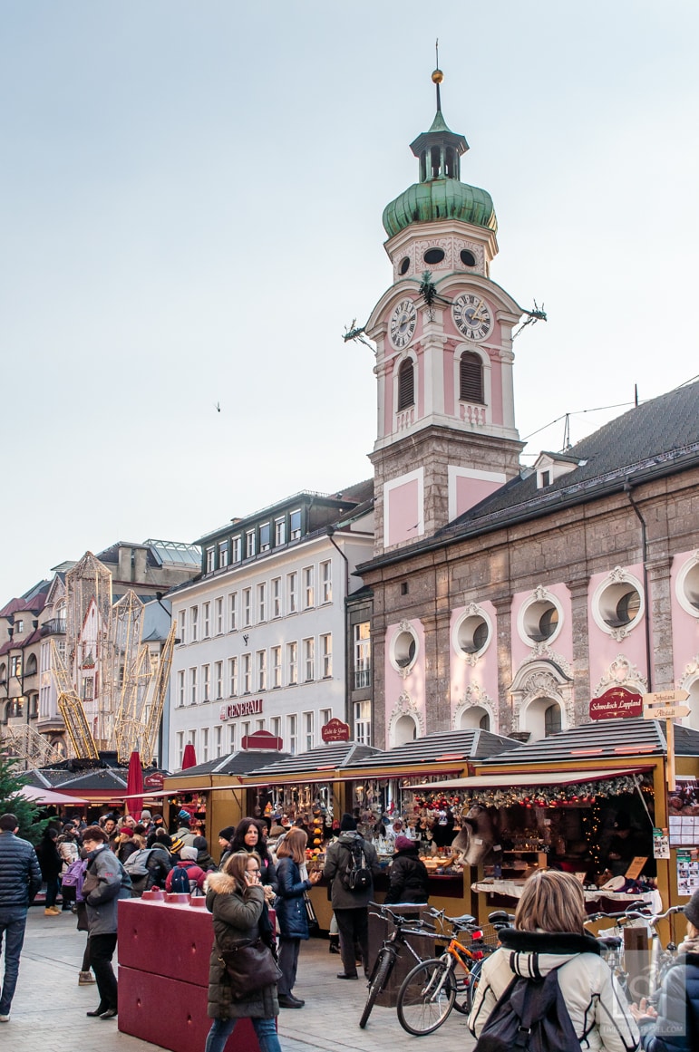 The Christmas market on the Maria Theresien Strasse, Innsbruck, Austria
