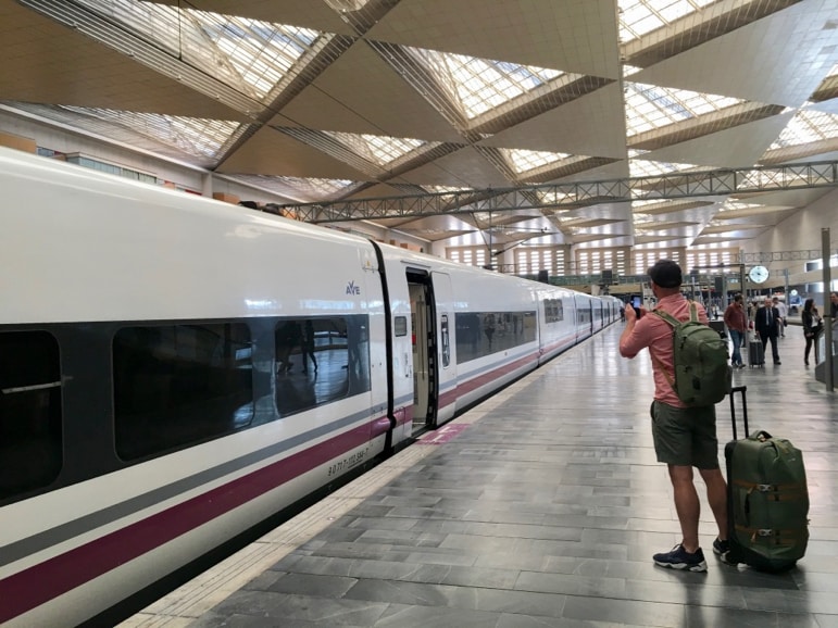 Pick up the AVE train at Zaragoza Delicias station