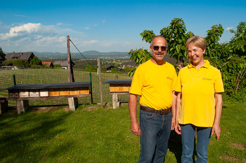 Beekeepers Siegmund and Gisela Rosenzopf